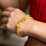 916/22K Auspicious Orb of Twin Dragons Bangle