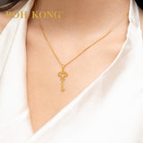 POH KONG 916/22K Yellow Gold Scroll Vintage Key Pendant