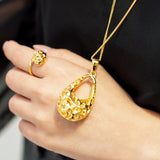 Poh Kong 916/22k Gold Tranz Art Deco Pendant