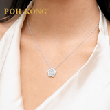 750/18k White Gold Floral Pendant